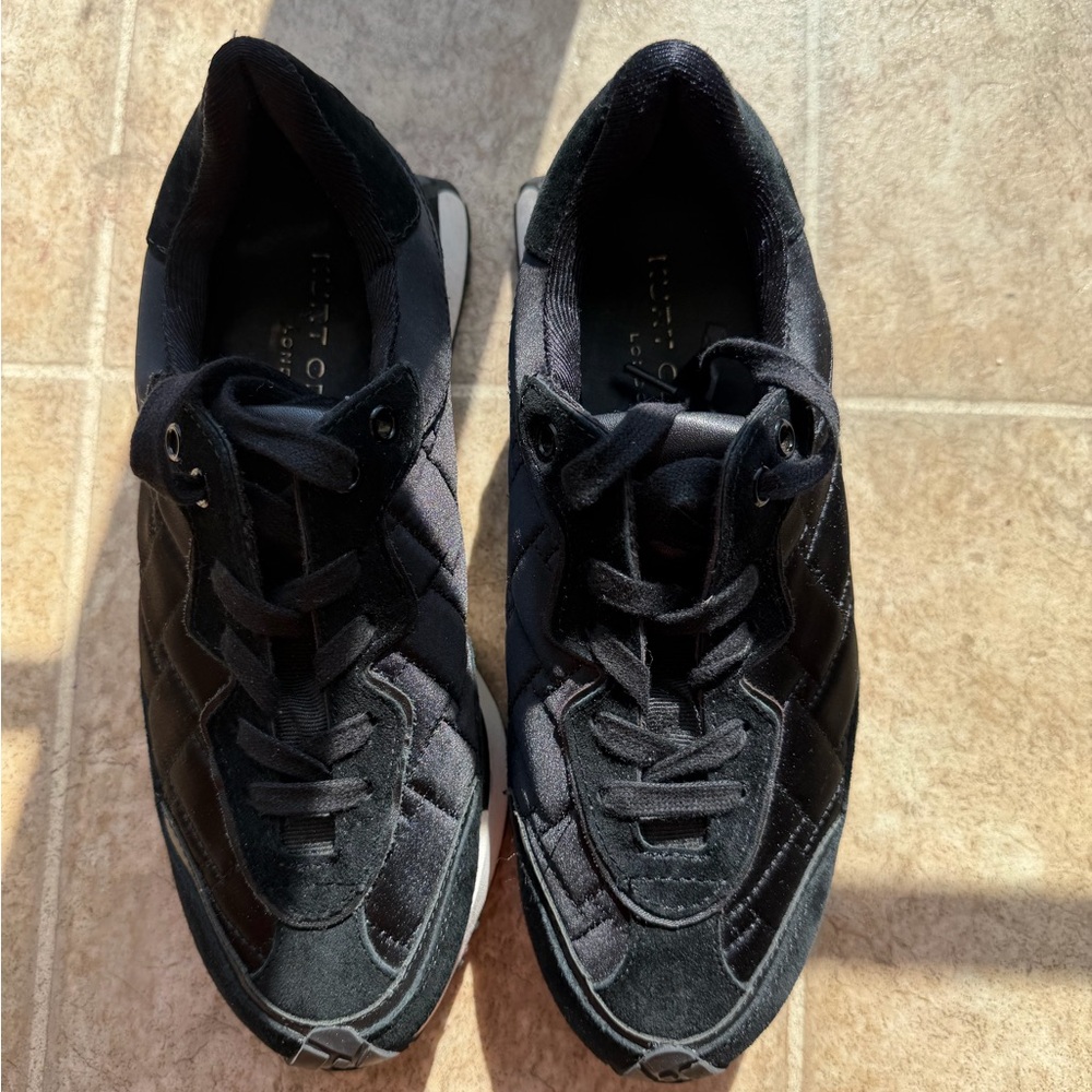Kurt Geiger London
Nylon Quilted Sneaker
plaid quilt stitching